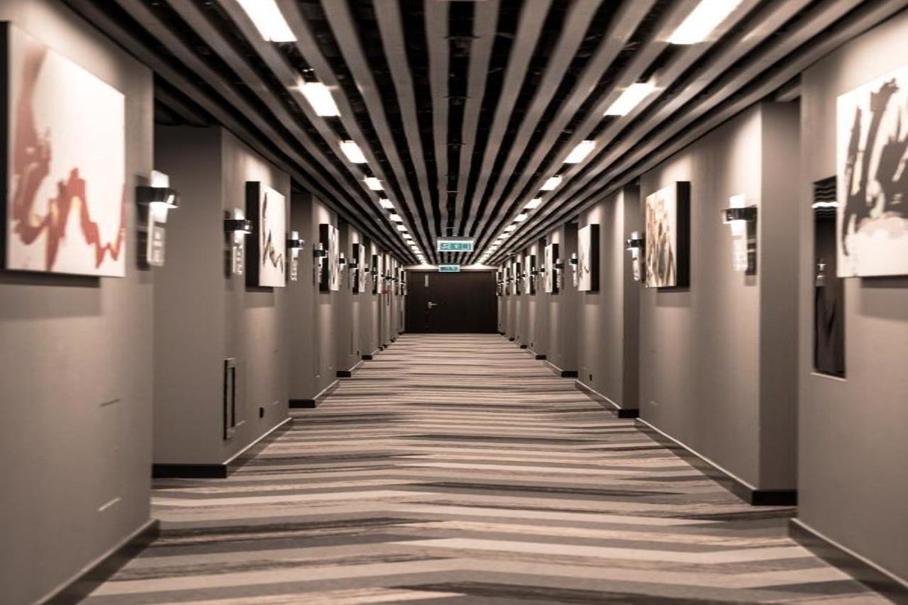 Radius Hotel ティビリシ エクステリア 写真