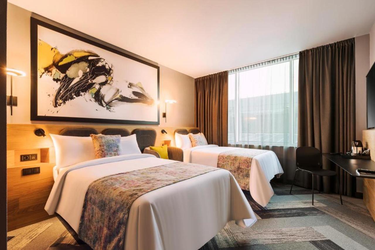 Radius Hotel ティビリシ エクステリア 写真