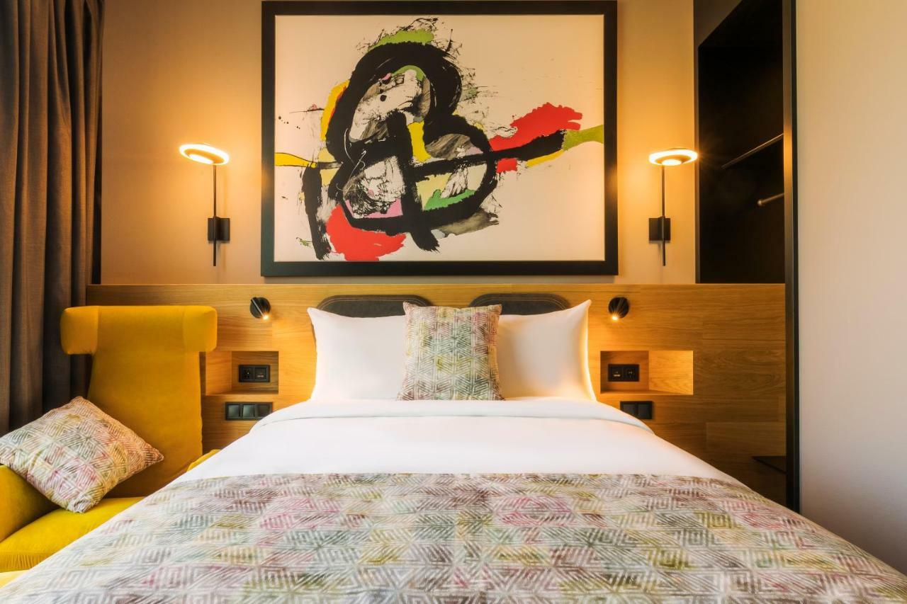 Radius Hotel ティビリシ エクステリア 写真