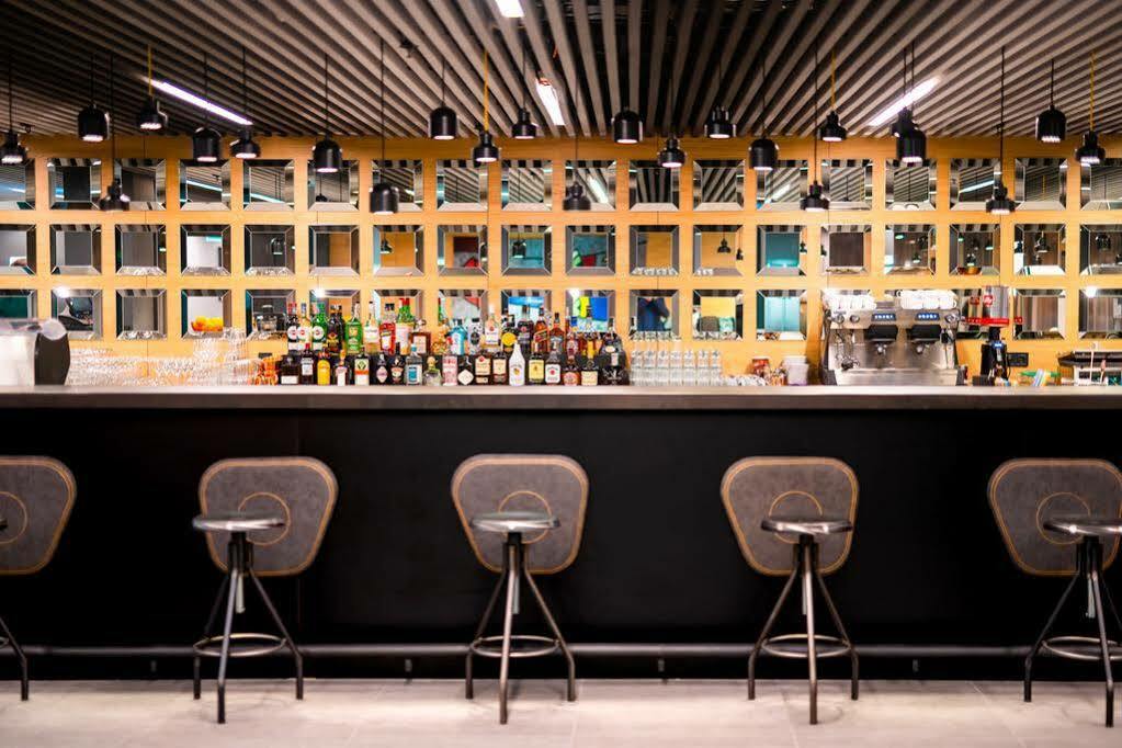 Radius Hotel ティビリシ エクステリア 写真